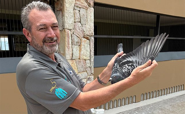 Stear-Painter-with-Afrika-Pro-Final-Race-Winner-2025